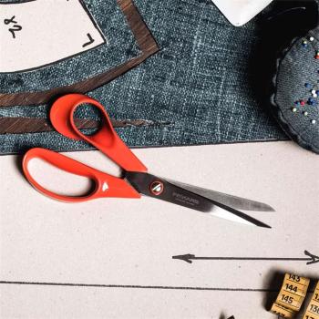 Preview: Fiskars Classic Universalschere 21cm links